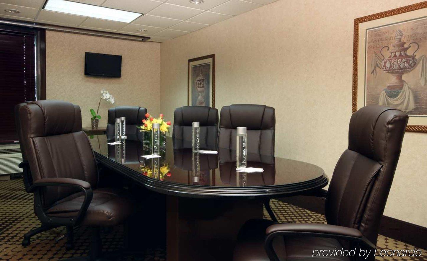 Hampton Inn Atlanta-Buckhead Business photo